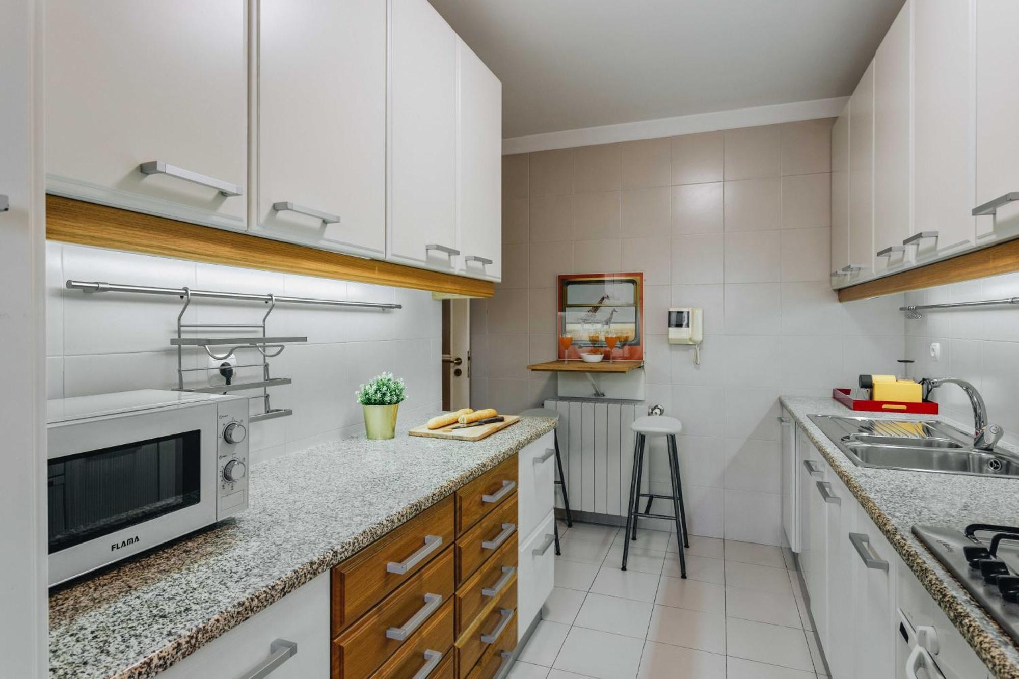 Appartamento Great 1 Bdr Near Gaia Shopping Arrabida Esm Vila Nova de Gaia Esterno foto